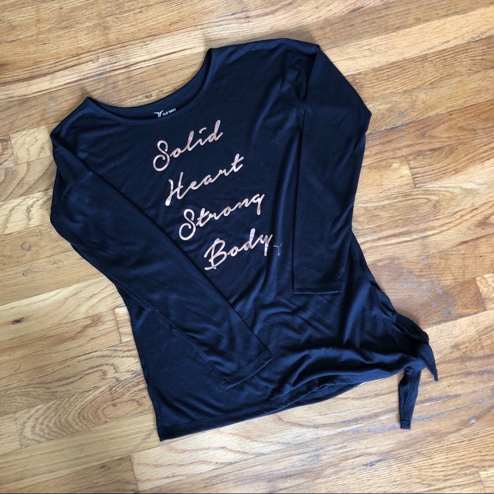 Old Navy Active Graphic Long-Sleeve Tee